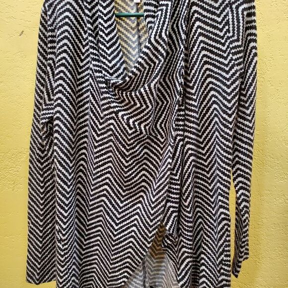 Skies are blue sweater womens size small black white convertible cardigan office - Picture 4 of 6